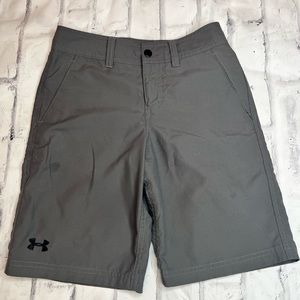 Boys Under Amour Golf Shorts. Size 10